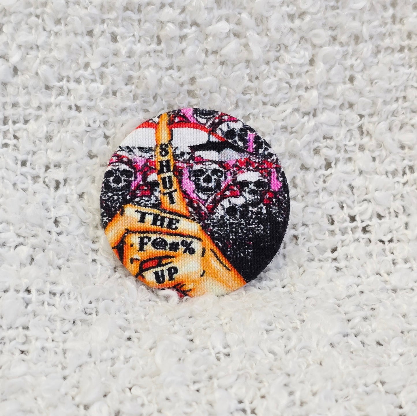 Scrappy Dinky Badge P215