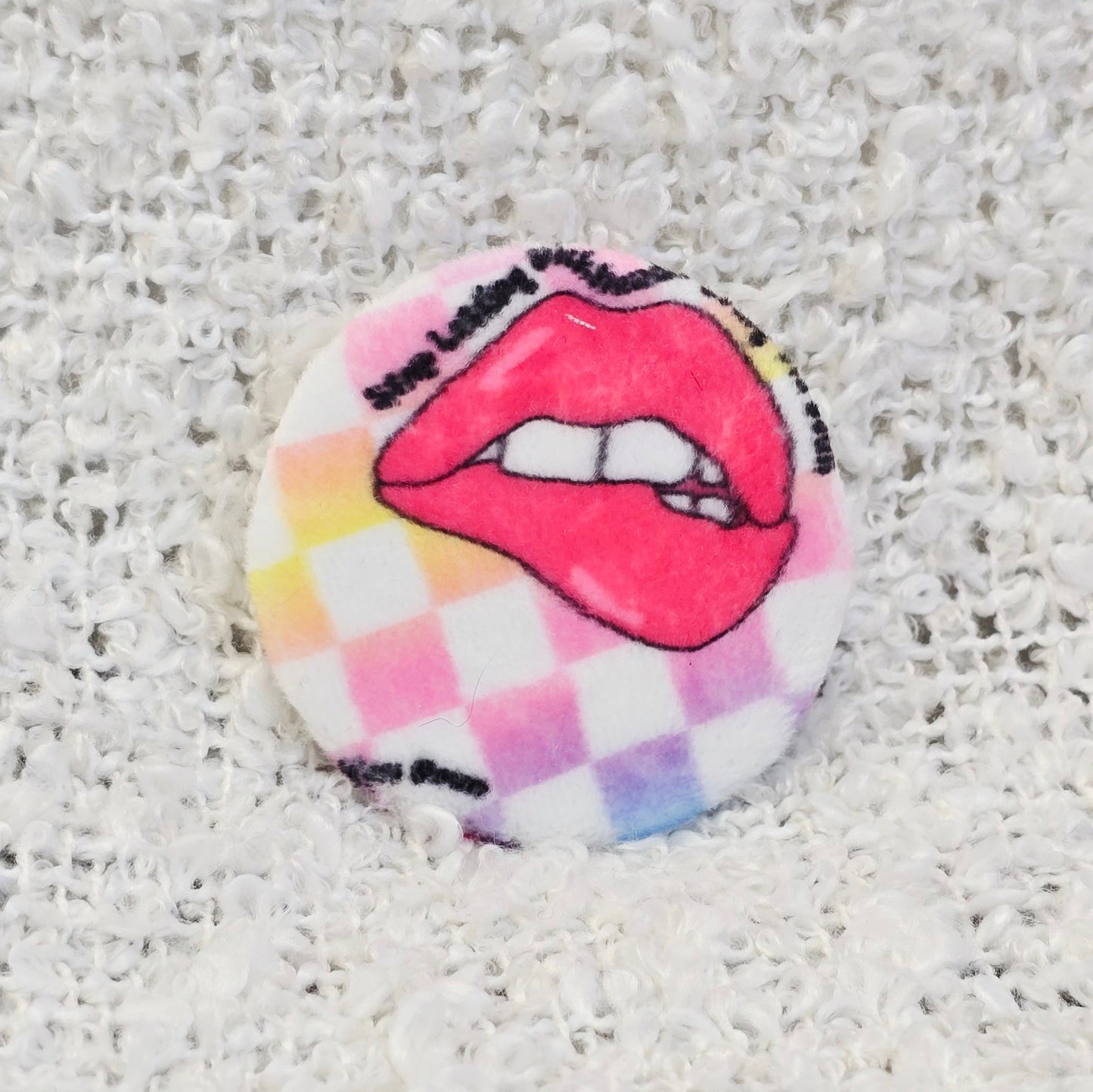 Scrappy Dinky Badge P189