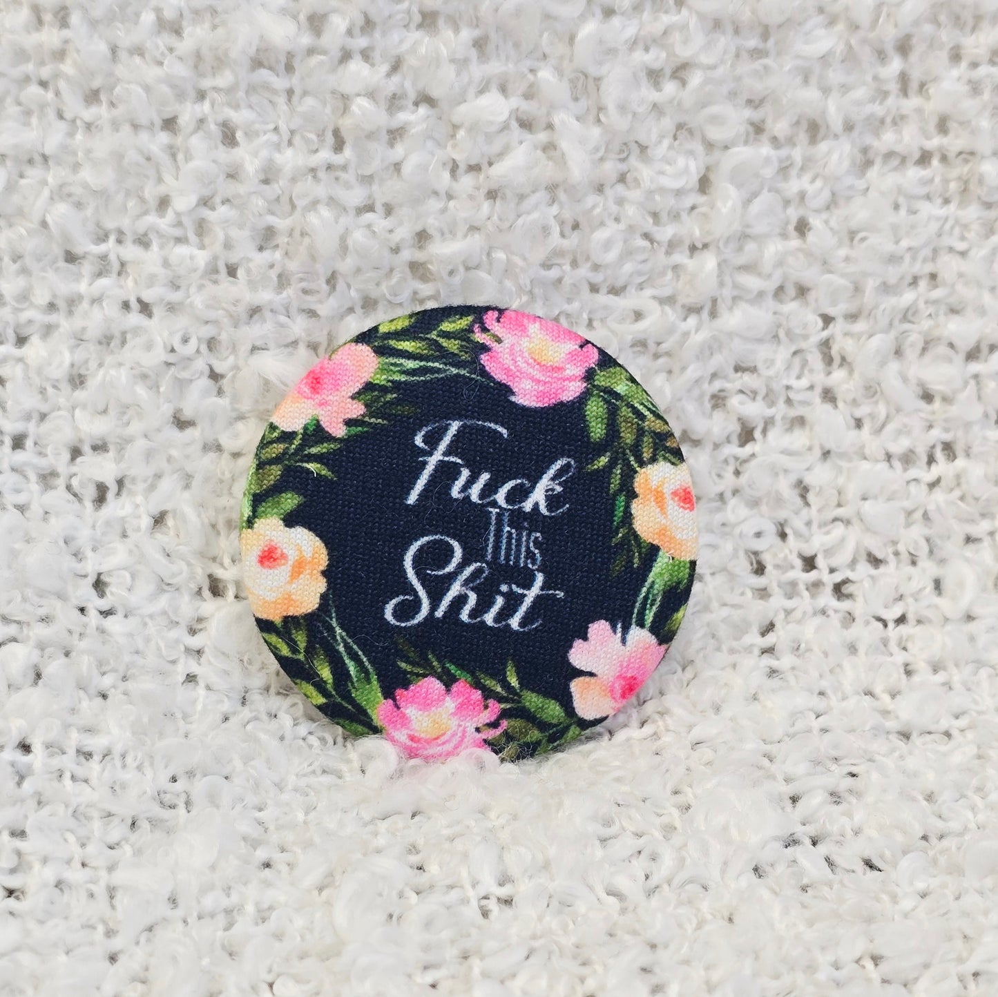 Scrappy Dinky Badge P186