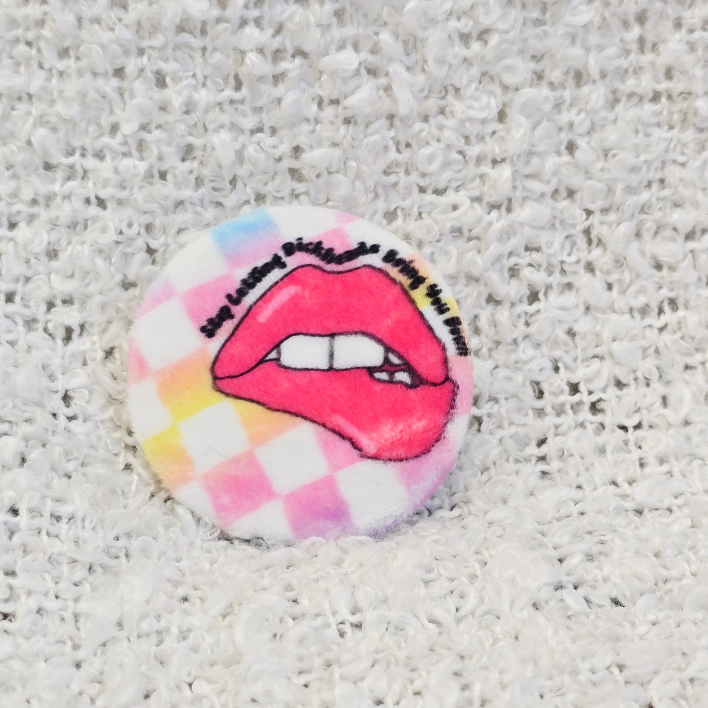 Scrappy Dinky Badge P190
