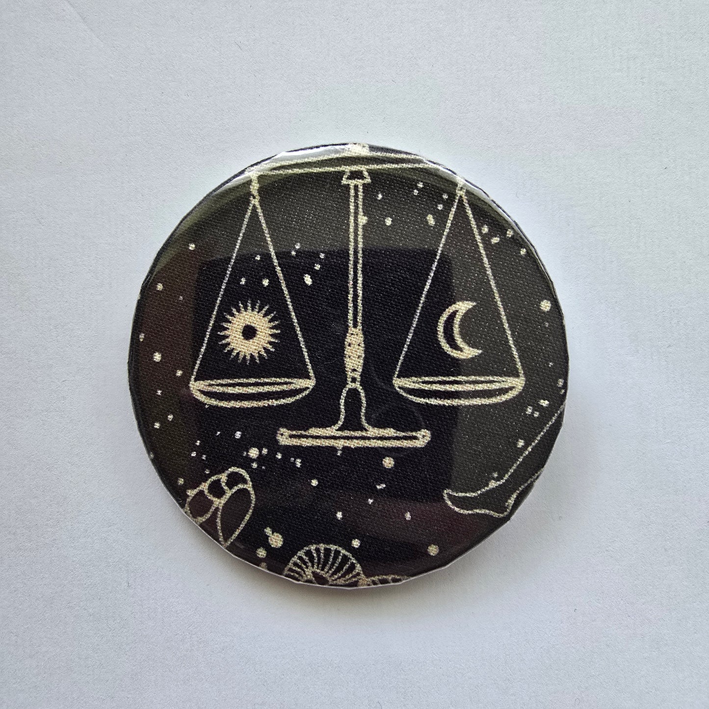 Scrappy Badge B213
