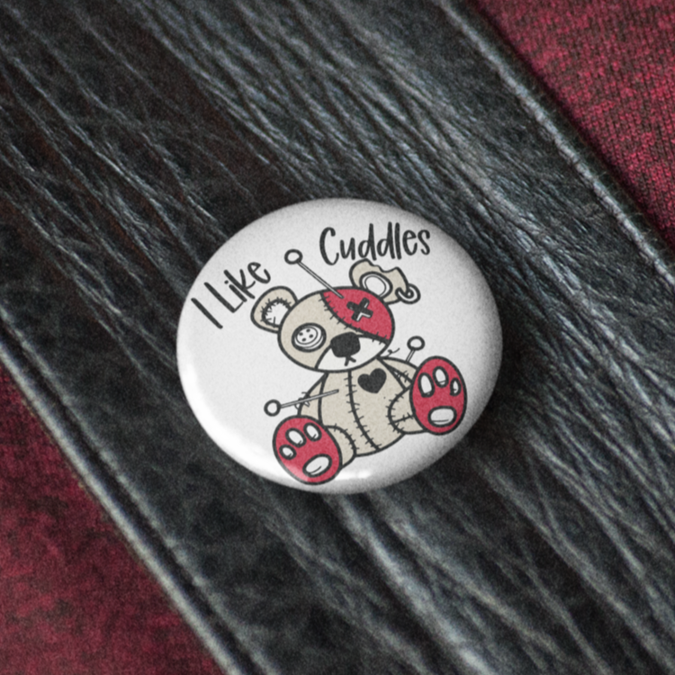 I Like Cuddles - Pin Badge