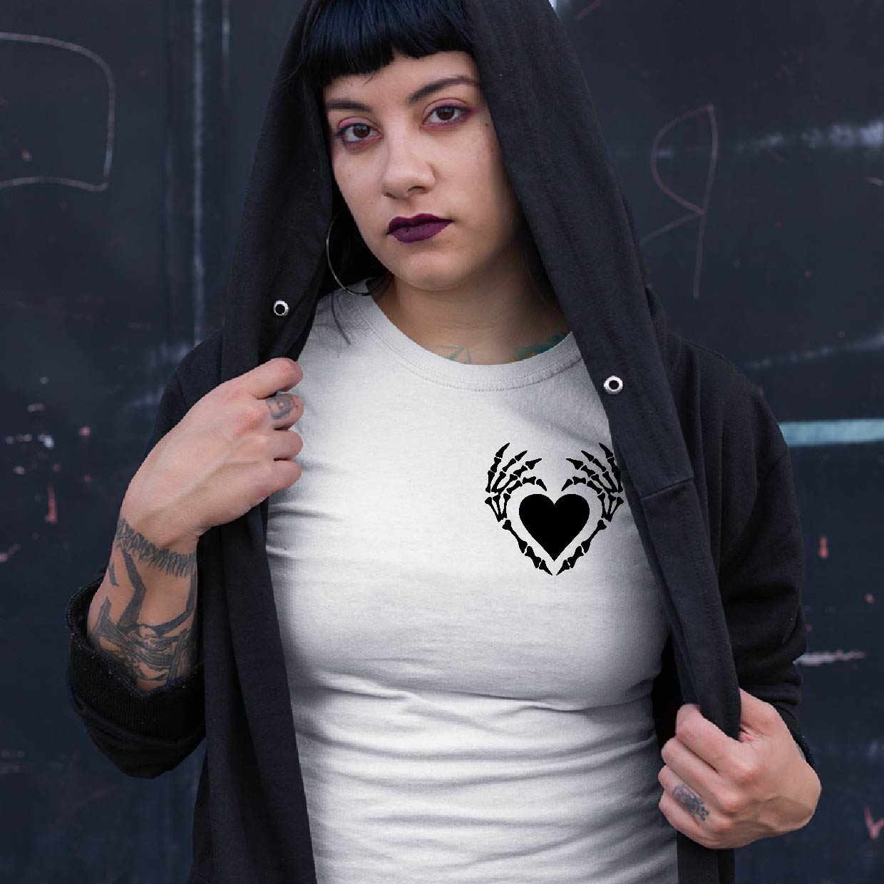 Bone Heart Relaxed Fit Tee