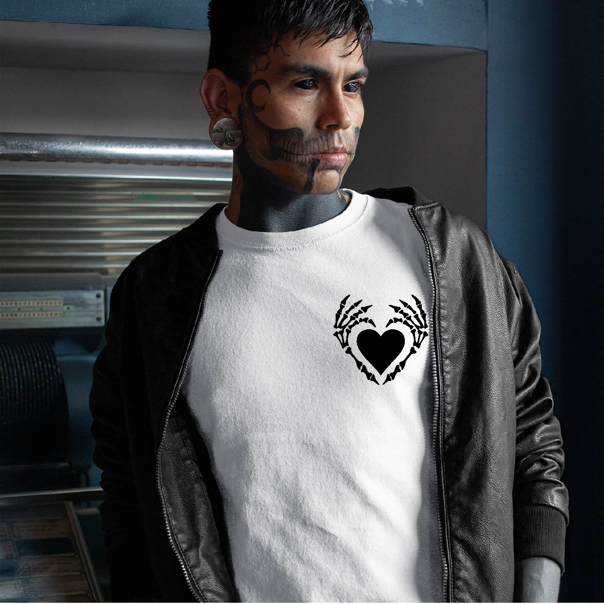 Bone Heart Relaxed Fit Tee