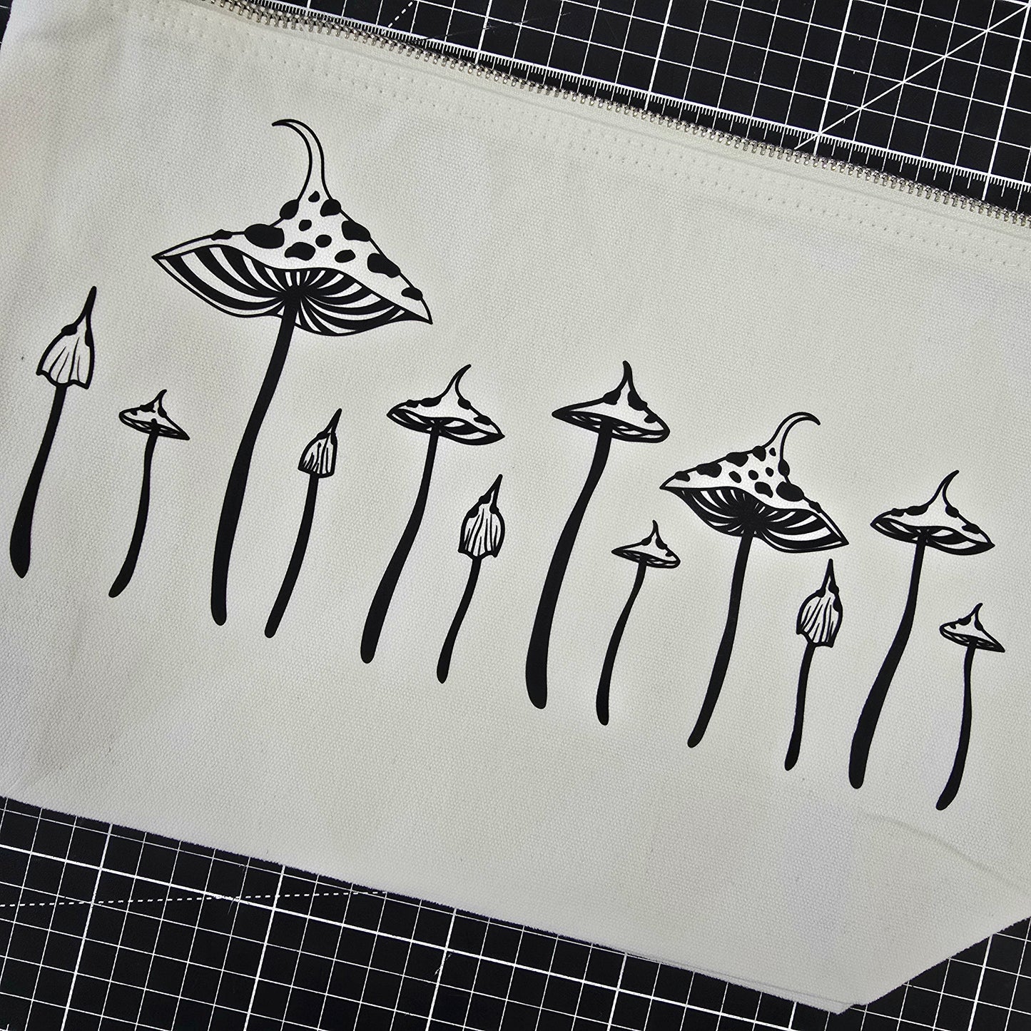 LIMITED Mushroom Row Bag Accessory Bag (Seconds)