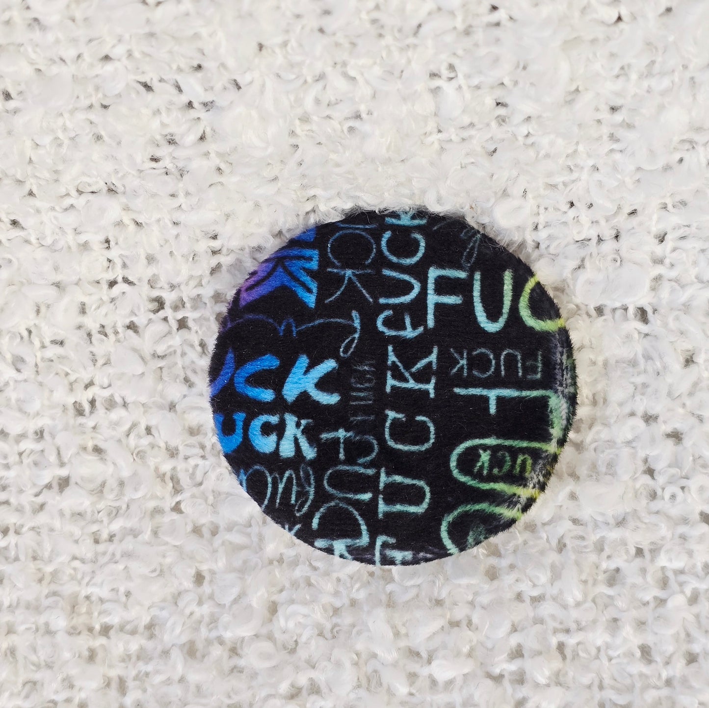 Scrappy Dinky Badge P206