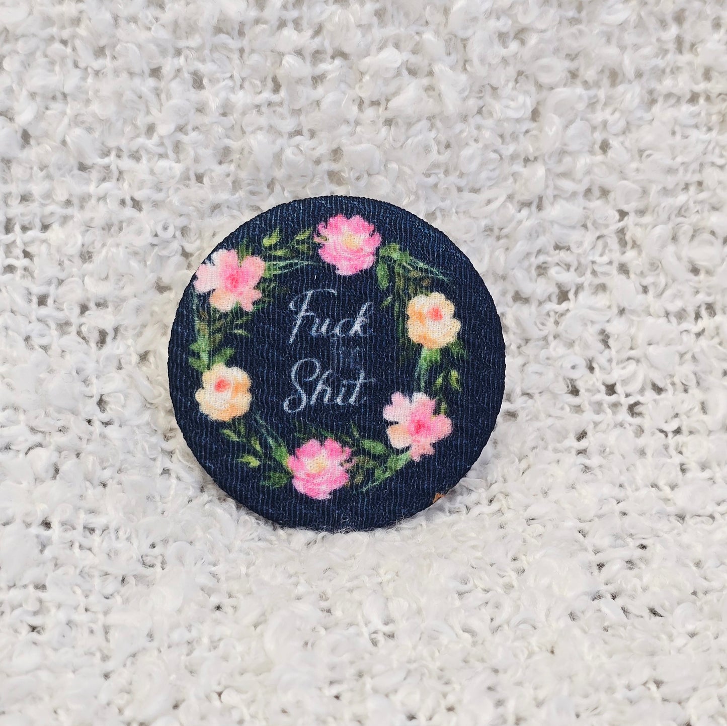 Scrappy Dinky Badge P187