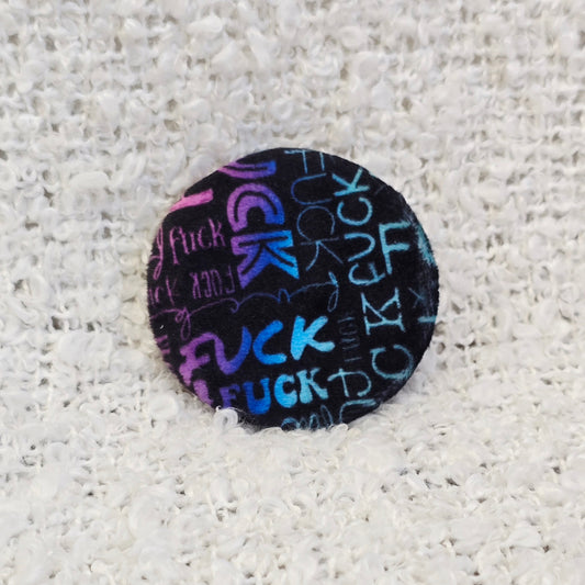 Scrappy Dinky Badge P207