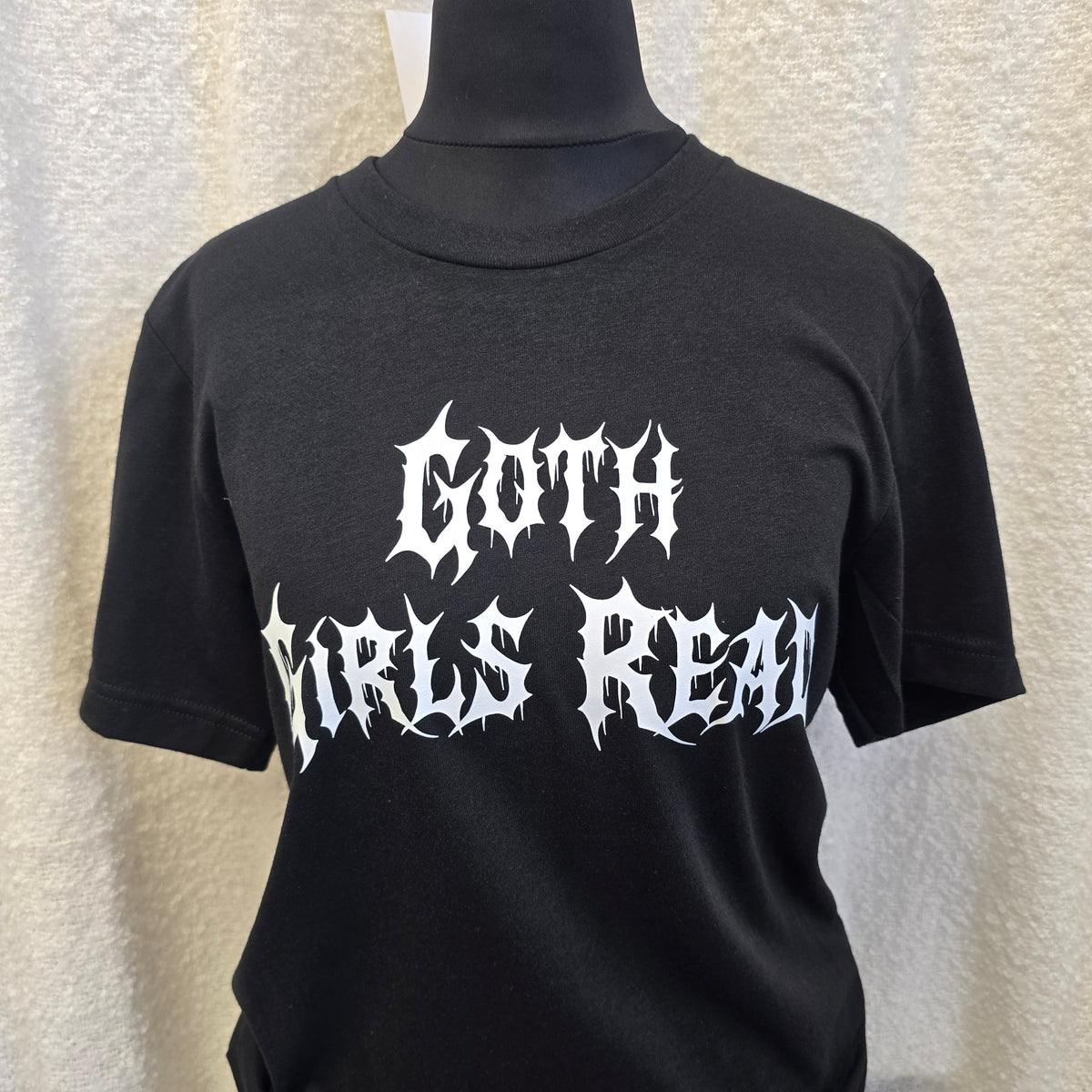 Goth Girls Read T-shirt