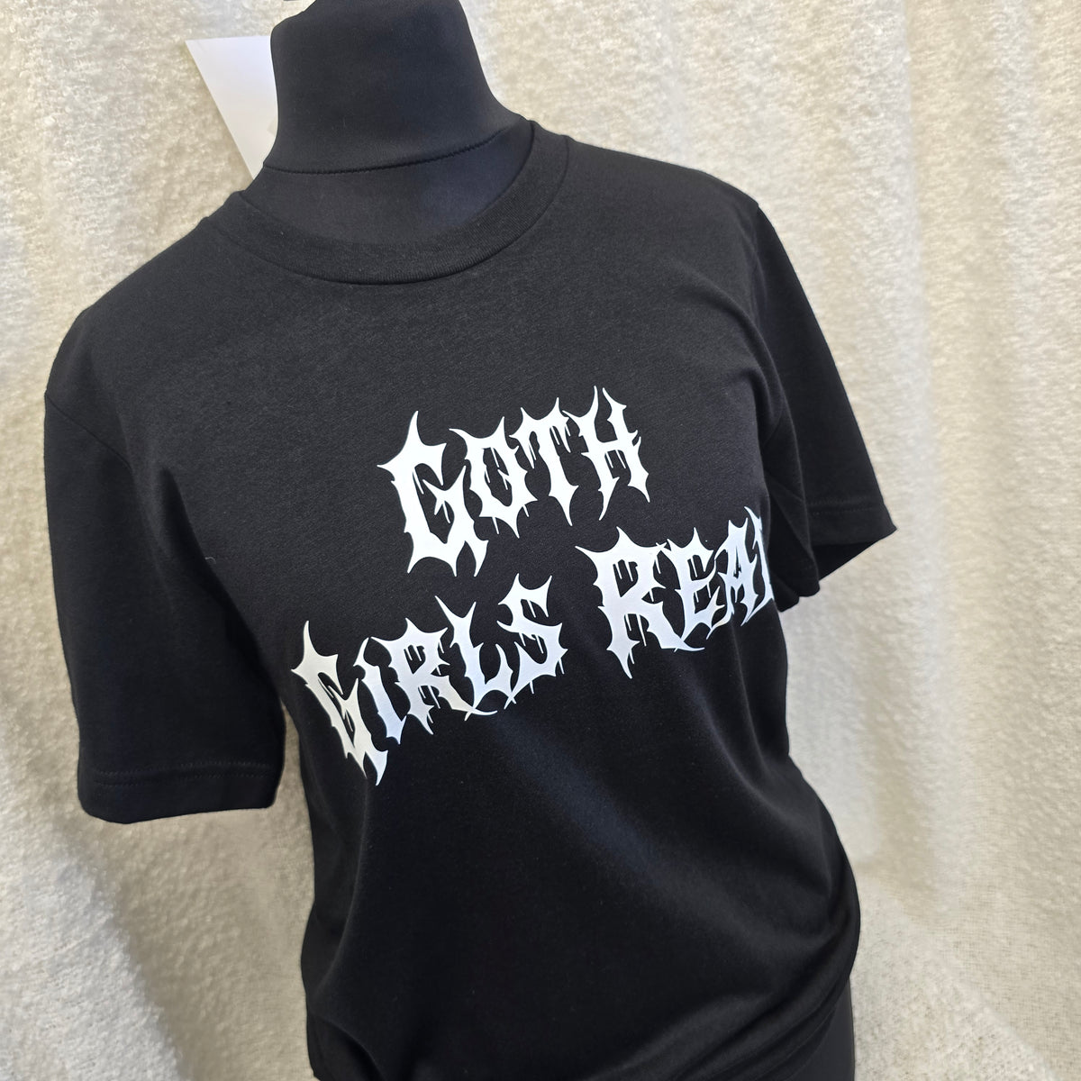 Goth Girls Read T-shirt
